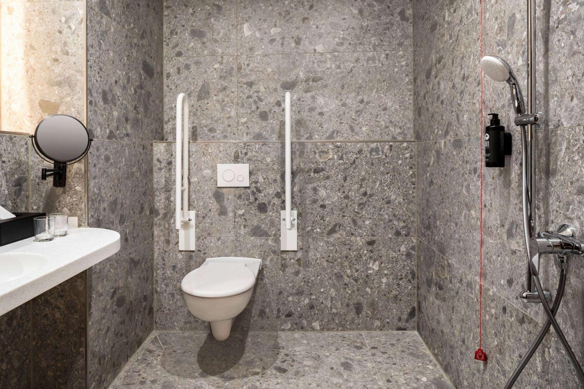 Vienna House Easy By Wyndham Berlin Potsdamer Platz Exterior photo