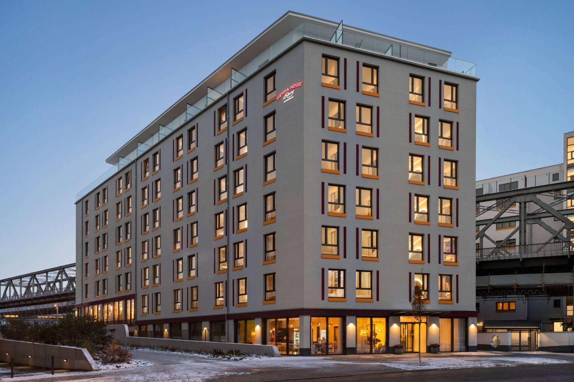 Vienna House Easy By Wyndham Berlin Potsdamer Platz Exterior photo