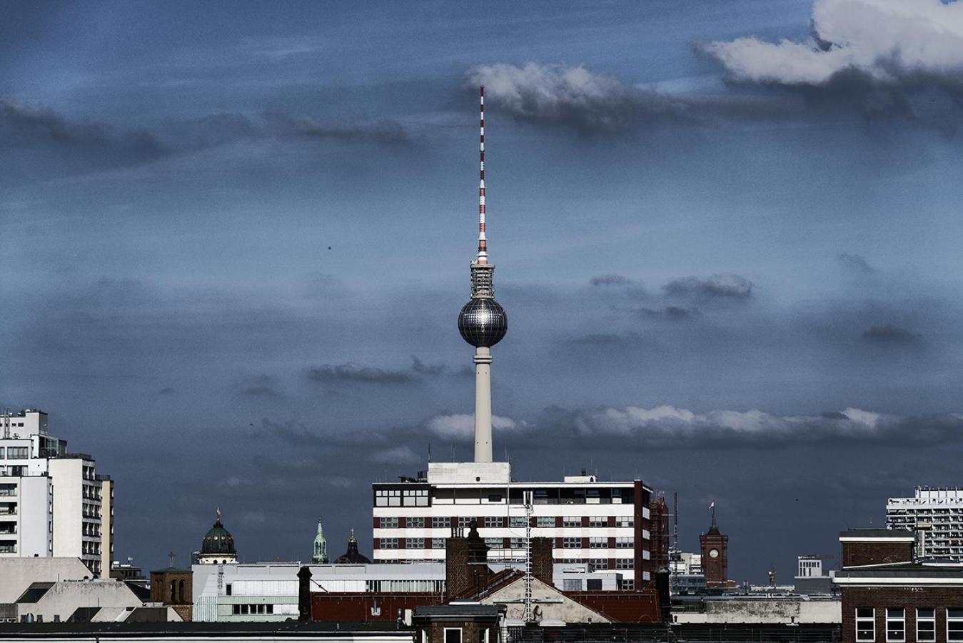 Vienna House Easy By Wyndham Berlin Potsdamer Platz Exterior photo